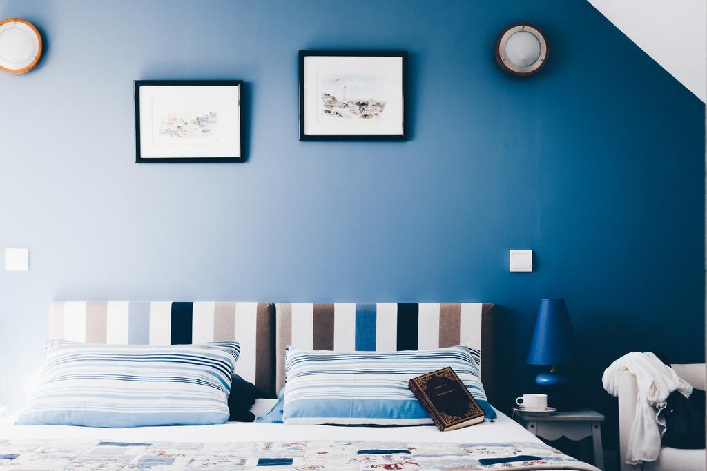 Chambres D'Hotes Le Clos D'Enhaut ดีนาร์ ภายนอก รูปภาพ